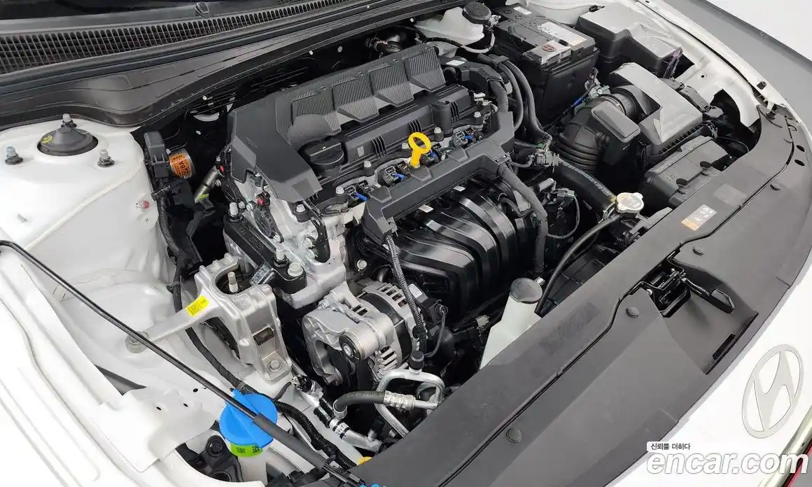 Hyundai Avante 2025 1.6 гидро в Москве № 1141390, фото 6