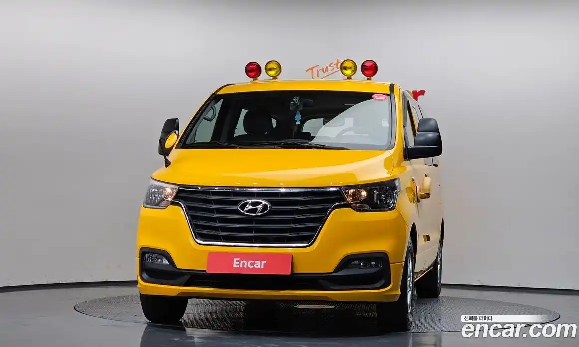 Hyundai Starex 2020 2.5 Автомат в Москве № 1142880, фото 3