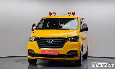 Hyundai Starex 2020 2.5 Автомат в Москве № 1142880, миниатюра 3