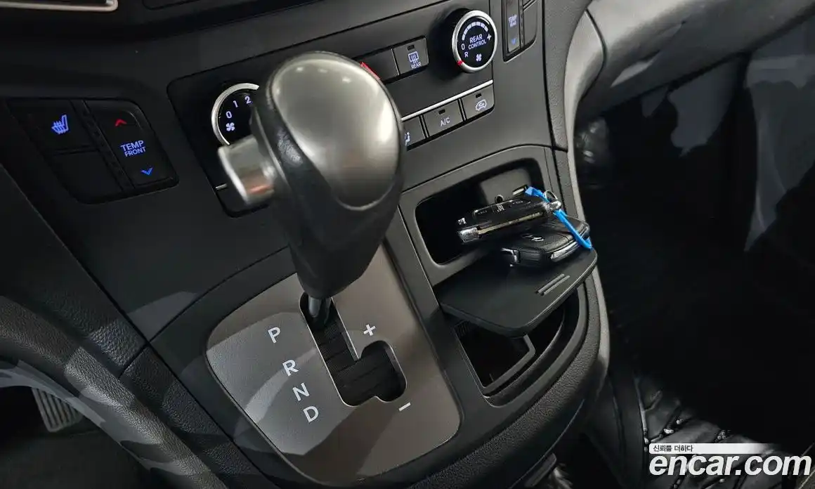 Hyundai Starex 2020 2.5 Автомат в Москве № 1142880, фото 9