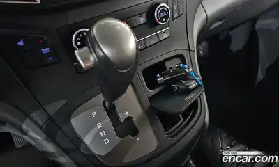 Hyundai Starex 2020 2.5 Автомат в Москве № 1142880, миниатюра 9