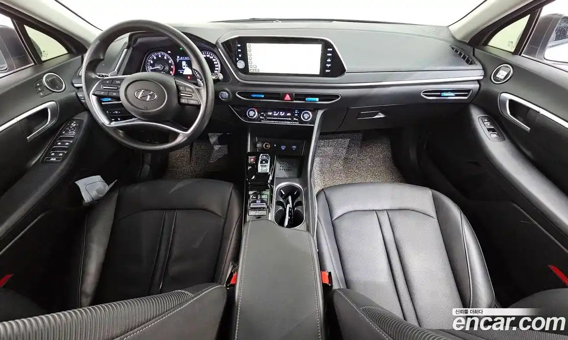 Hyundai Sonata 2020 2.0 Автомат в Москве № 1142904, фото 7