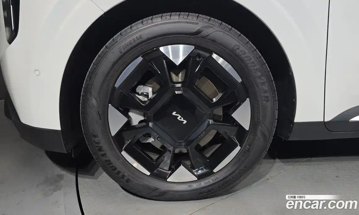 Kia Canival 2025 3.5 Автомат в Москве № 1142976, фото 5