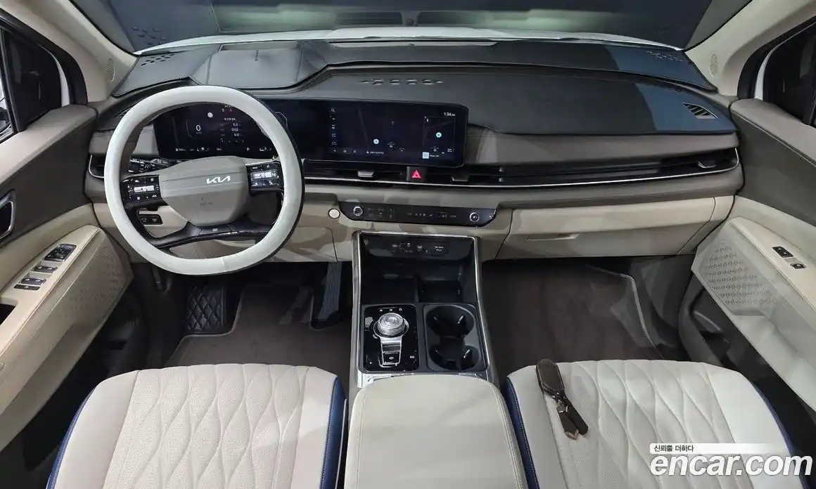 Kia Canival 2025 3.5 Автомат в Москве № 1142976, фото 7