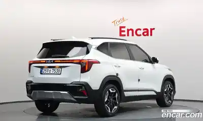 Kia Seltos 2024 1.6 Автомат в Москве № 1142978, миниатюра 2