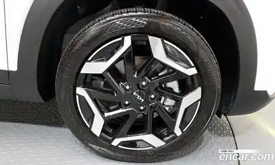 Kia Seltos 2024 1.6 Автомат в Москве № 1142978, миниатюра 5