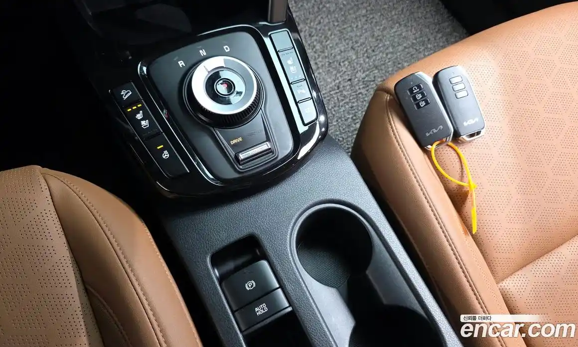 Kia Seltos 2024 1.6 Автомат в Москве № 1142978, фото 9