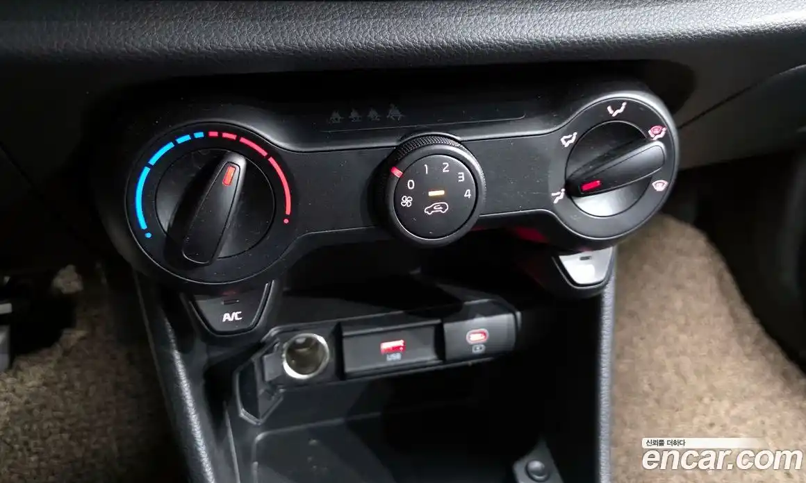 Kia Morning 2024 1.0 Автомат в Москве № 1142984, фото 17