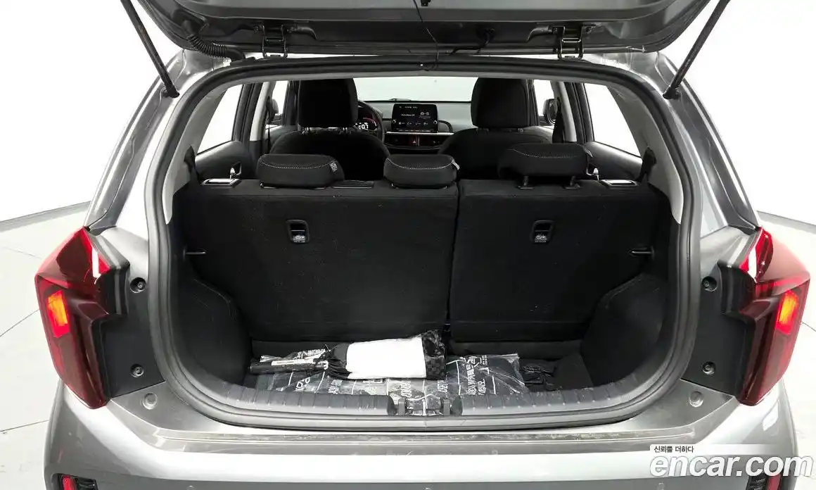 Kia Morning 2024 1.0 Автомат в Москве № 1142984, фото 20