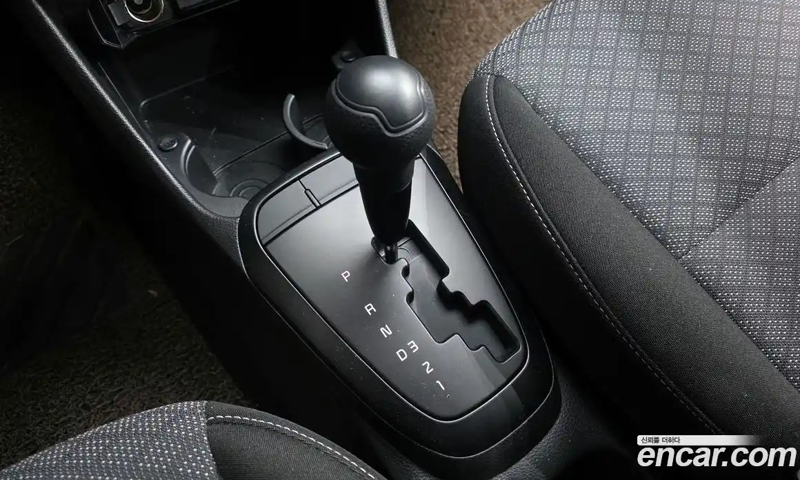 Kia Morning 2024 1.0 Автомат в Москве № 1142984, фото 9