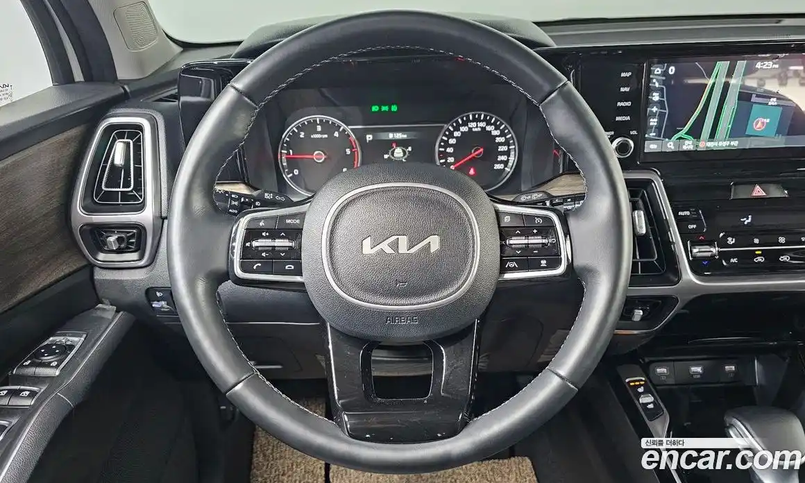 Kia Sorento 2022 2.2 Автомат в Москве № 1143122, фото 14