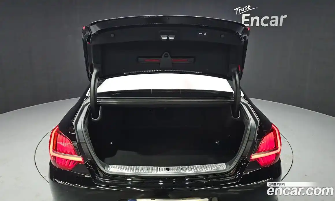 Kia K9 2023 3.8 Автомат в Москве № 1143176, фото 20