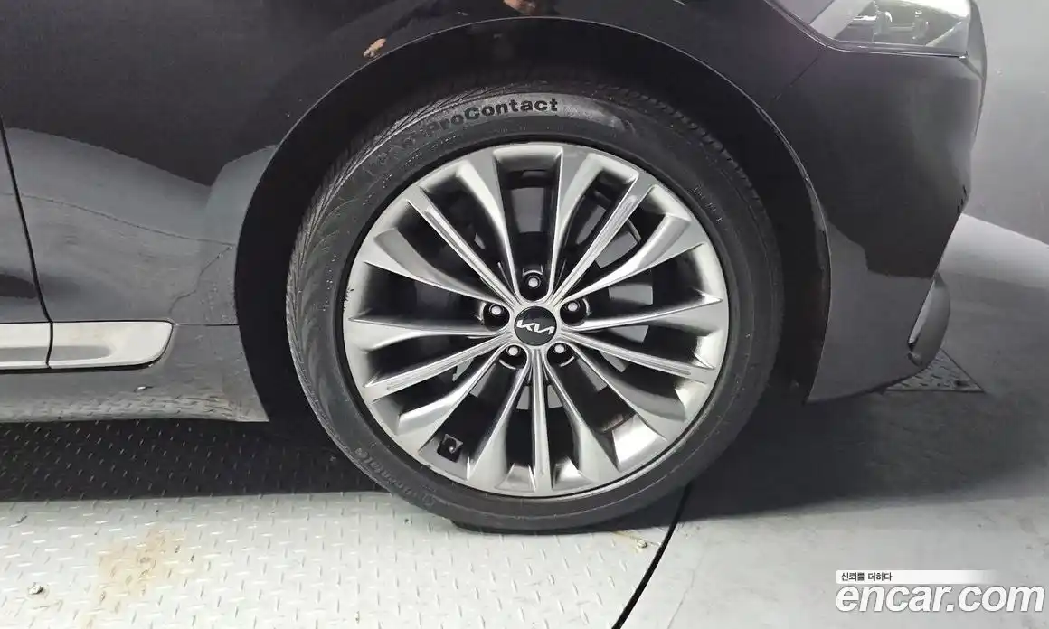 Kia K9 2023 3.8 Автомат в Москве № 1143176, фото 5