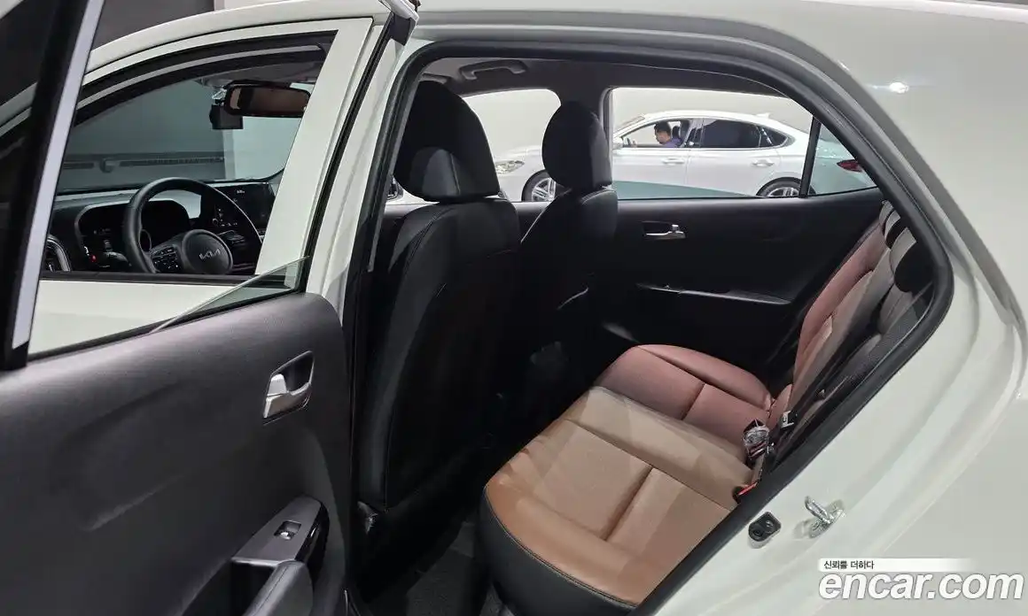 Kia Morning 2024 1.0 Автомат в Москве № 1143209, фото 12