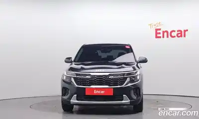Kia Seltos 2024 2.0 Автомат в Москве № 1143220, миниатюра 3
