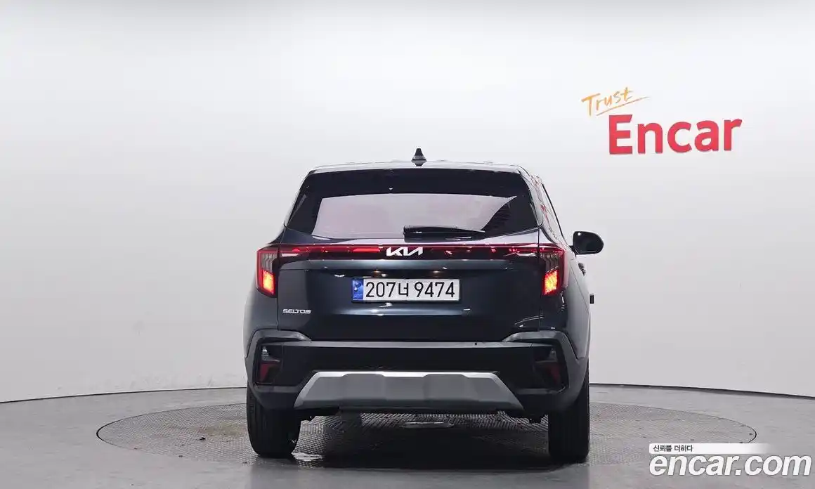 Kia Seltos 2024 2.0 Автомат в Москве № 1143220, фото 4