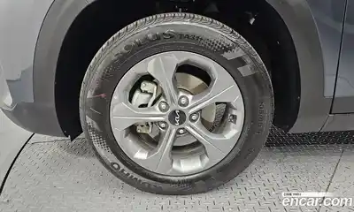 Kia Seltos 2024 2.0 Автомат в Москве № 1143220, миниатюра 5