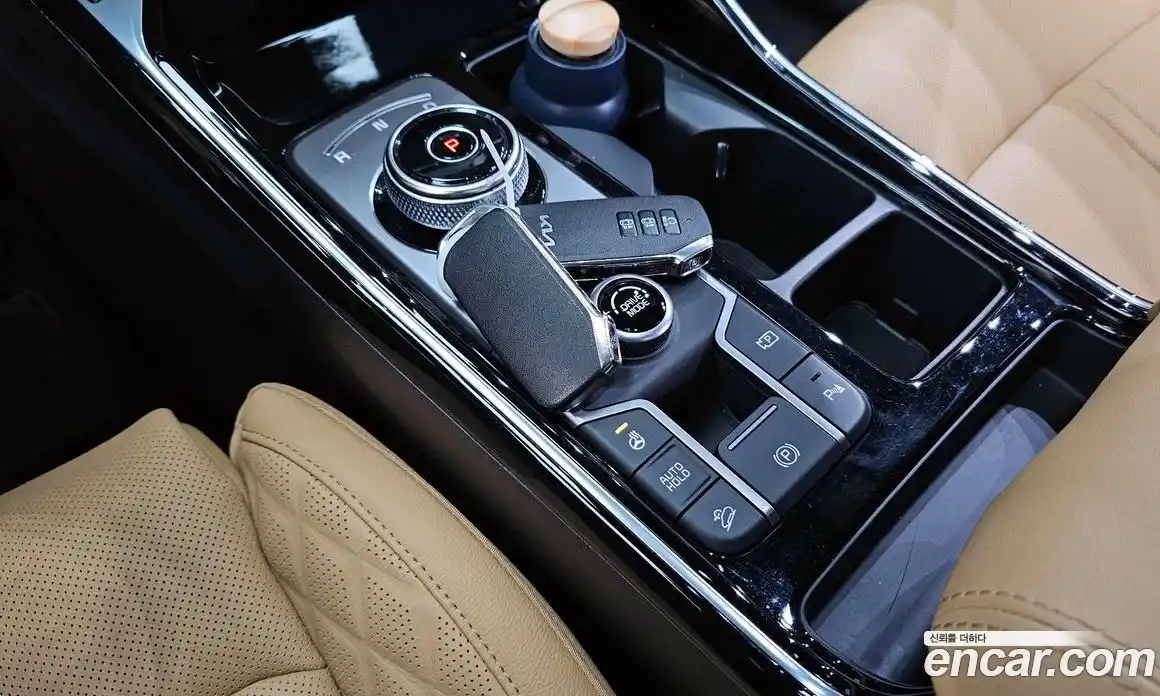 Kia Sorento 2023 1.6 Автомат в Москве № 1143263, фото 9