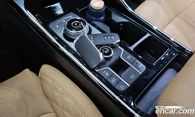 Kia Sorento 2023 1.6 Автомат в Москве № 1143263, миниатюра 9