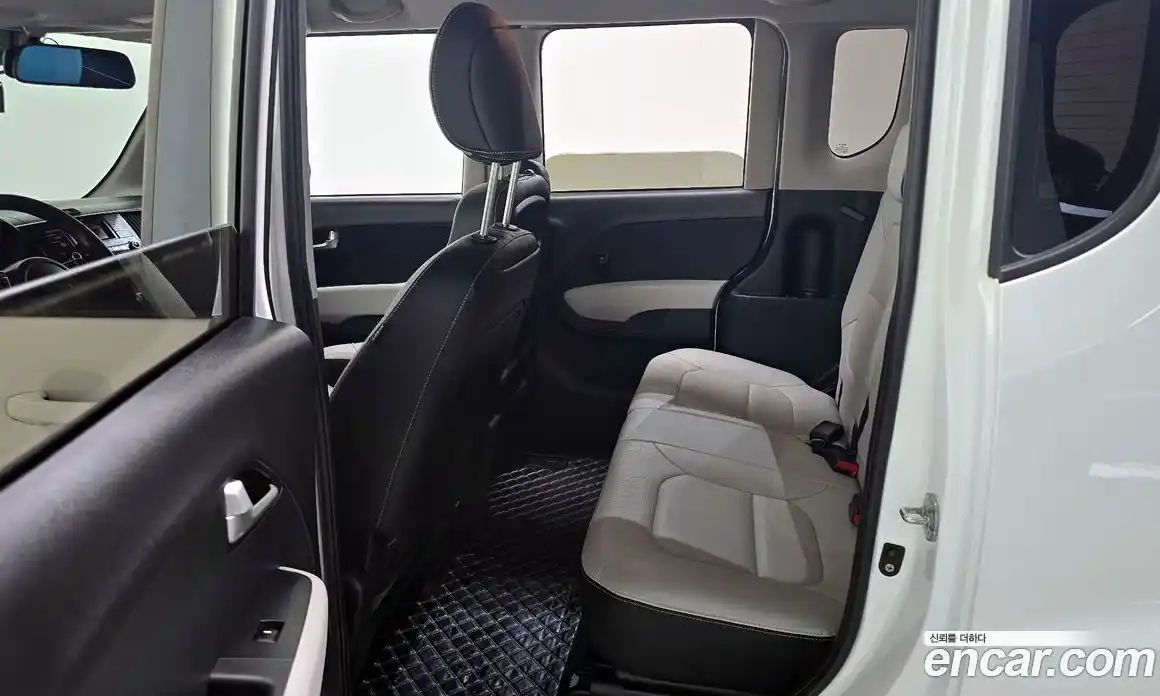 Kia Ray 2023 1.0 Автомат в Москве № 1143340, фото 11