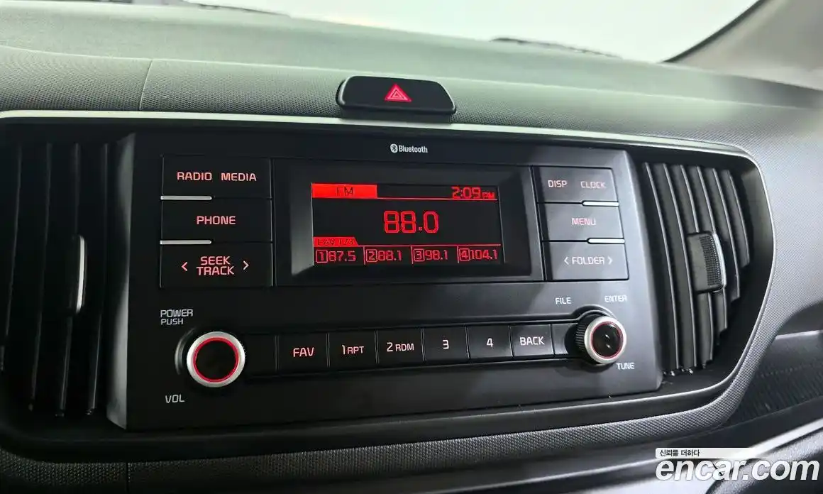 Kia Ray 2023 1.0 Автомат в Москве № 1143340, фото 16