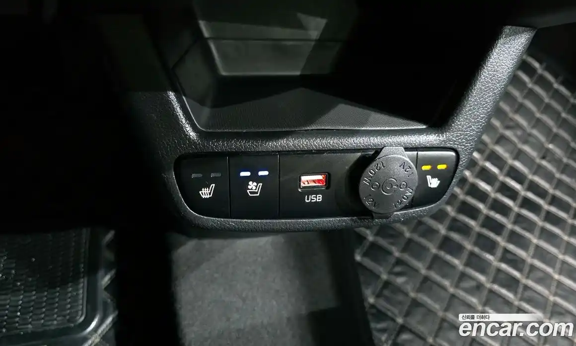 Kia Ray 2023 1.0 Автомат в Москве № 1143340, фото 17