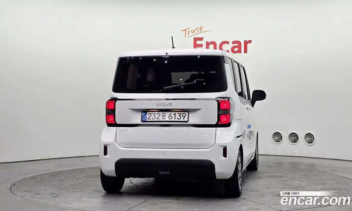 Kia Ray 2023 1.0 Автомат в Москве № 1143340, фото 4