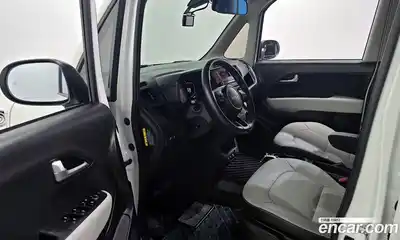 Kia Ray 2023 1.0 Автомат в Москве № 1143340, миниатюра 10