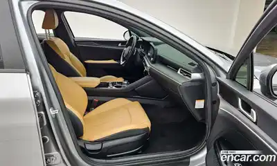 Kia K5 2022 2.0 Автомат в Москве № 1143433, миниатюра 11