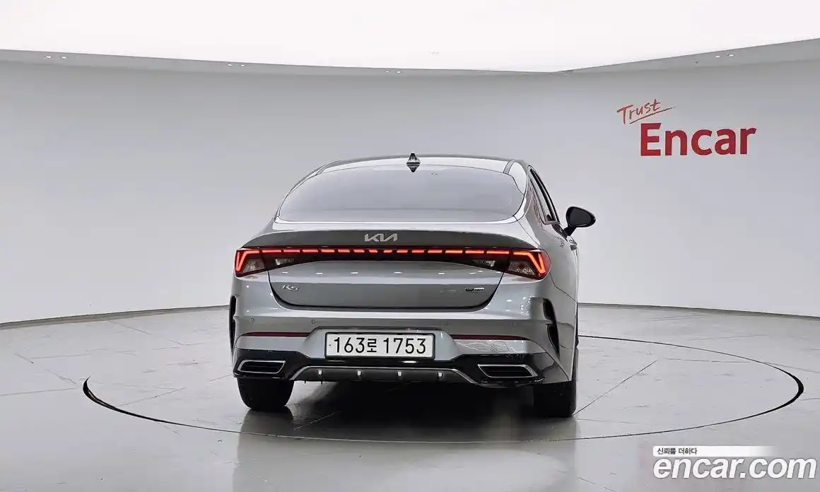Kia K5 2022 2.0 Автомат в Москве № 1143433, фото 4