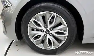 Kia K5 2022 2.0 Автомат в Москве № 1143433, миниатюра 5