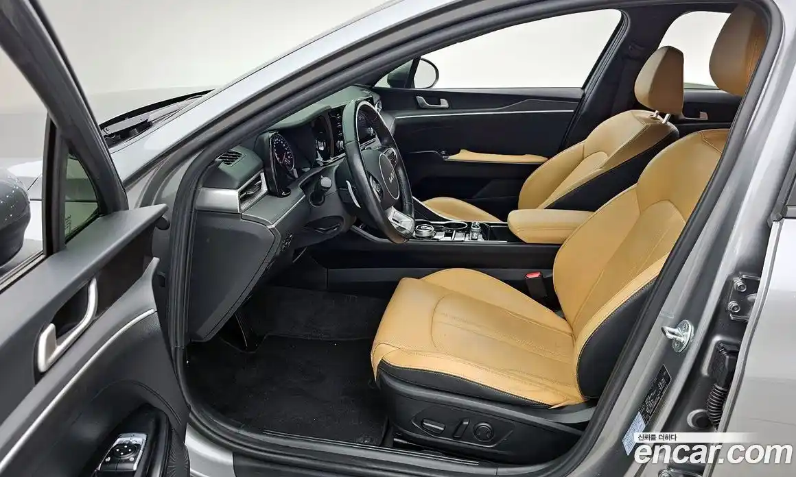 Kia K5 2022 2.0 Автомат в Москве № 1143433, фото 10