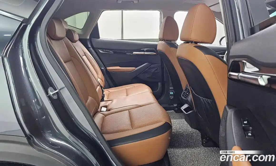 Kia Seltos 2022 2.0 Автомат в Москве № 1143450, фото 12