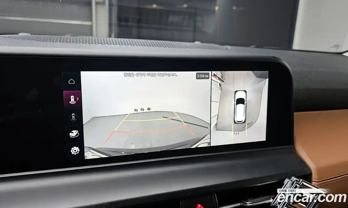 Kia Seltos 2022 2.0 Автомат в Москве № 1143450, фото 14