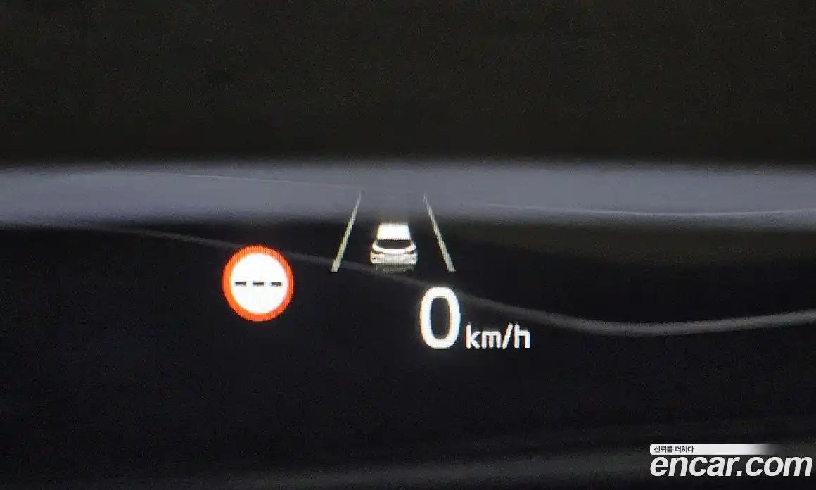 Kia Seltos 2022 2.0 Автомат в Москве № 1143450, фото 17