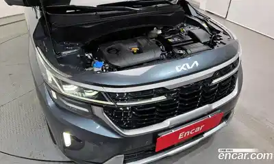 Kia Seltos 2022 2.0 Автомат в Москве № 1143450, миниатюра 6
