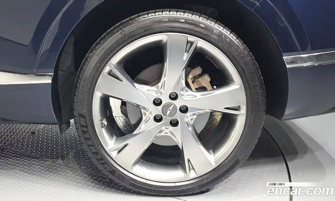 Genesis GV80 2022 3.0 Автомат в Москве № 1143588, фото 5