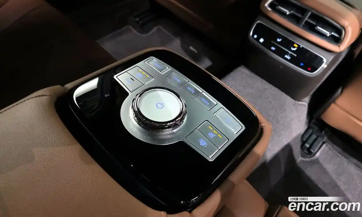 Genesis G80 2023 3.5 Классический в Москве № 1143596, фото 19