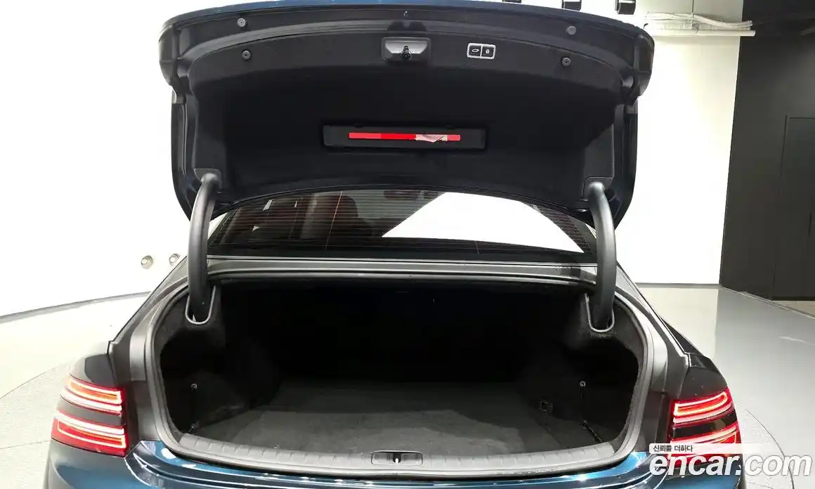 Genesis G80 2023 3.5 Классический в Москве № 1143596, фото 20