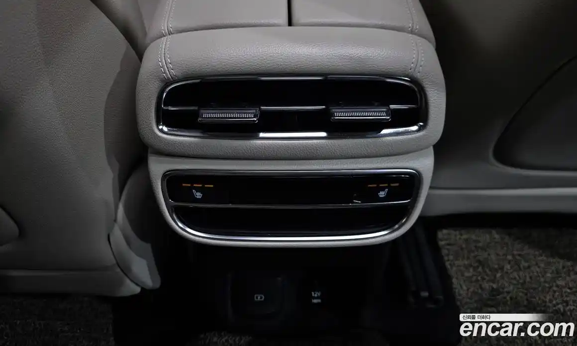 Genesis GV80 2021 3.0 Автомат в Москве № 1143619, фото 17