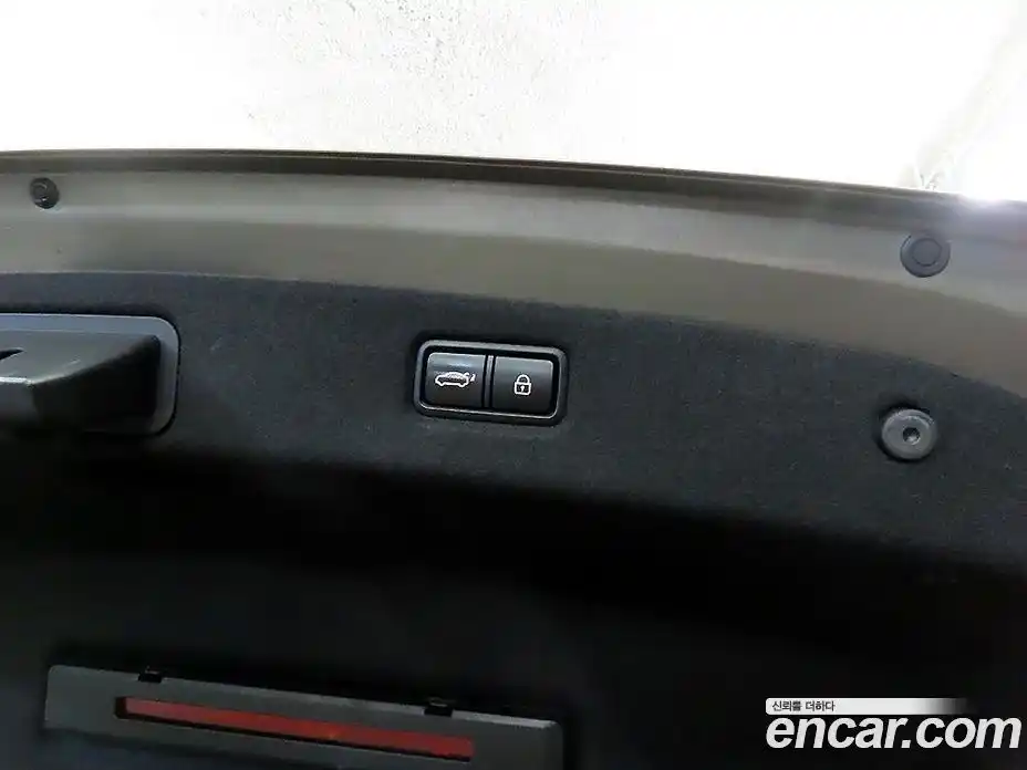 Genesis G90 2020 5.0 Автомат в Москве № 1143714, фото 15