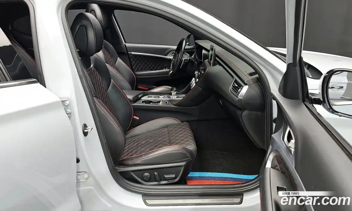 Genesis G70 2018 3.3 Автомат в Москве № 1143733, фото 11