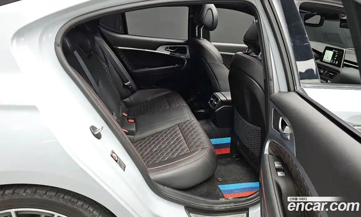 Genesis G70 2018 3.3 Автомат в Москве № 1143733, фото 12