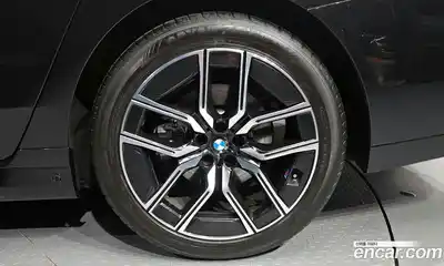 BMW 7-Series 2025 3.0 Автомат в Москве № 1144278, миниатюра 5