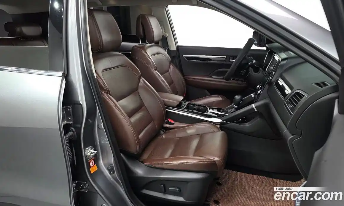 Renault QM6 2017 2.0 гидро в Москве № 1145891, фото 10