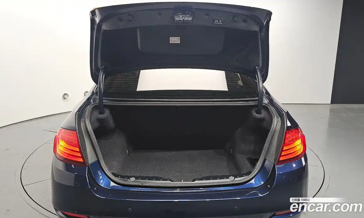 BMW 5-Series 2014 2.0 Автомат в Москве № 1146039, фото 20