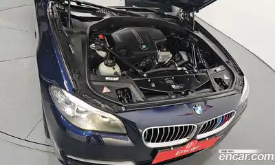 BMW 5-Series 2014 2.0 Автомат в Москве № 1146039, миниатюра 6