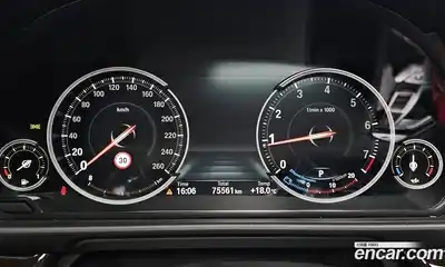 BMW 5-Series 2014 2.0 Автомат в Москве № 1146039, миниатюра 8
