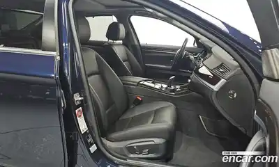 BMW 5-Series 2014 2.0 Автомат в Москве № 1146039, миниатюра 10