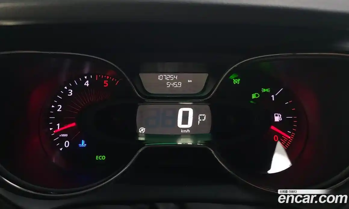 Renault QM3 2017 1.5 Автомат в Москве № 1146057, фото 8